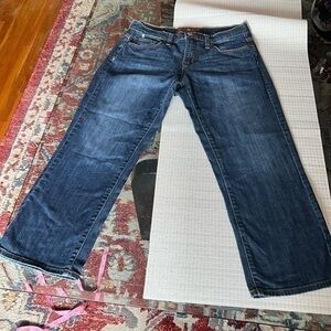 Beautiful 🤩 LUCKY 🍀 BRAND, like new, size 28/6, cropped, inseam 26inches